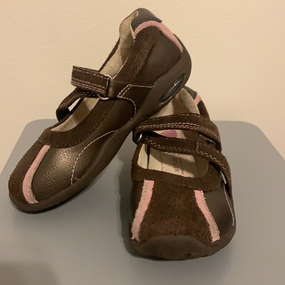Stride Rite toddler velcro shoes